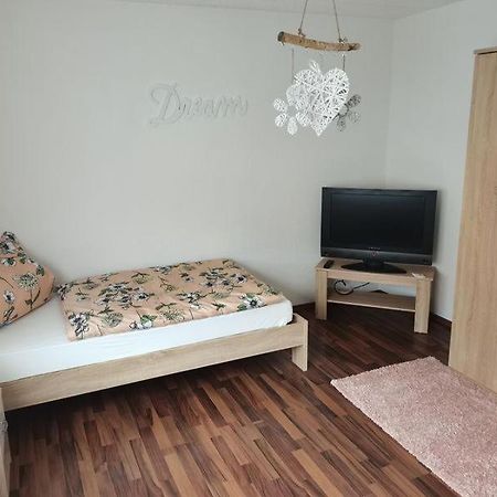 Ferienwohnung Im Drosselnest Hechingen Exterior photo